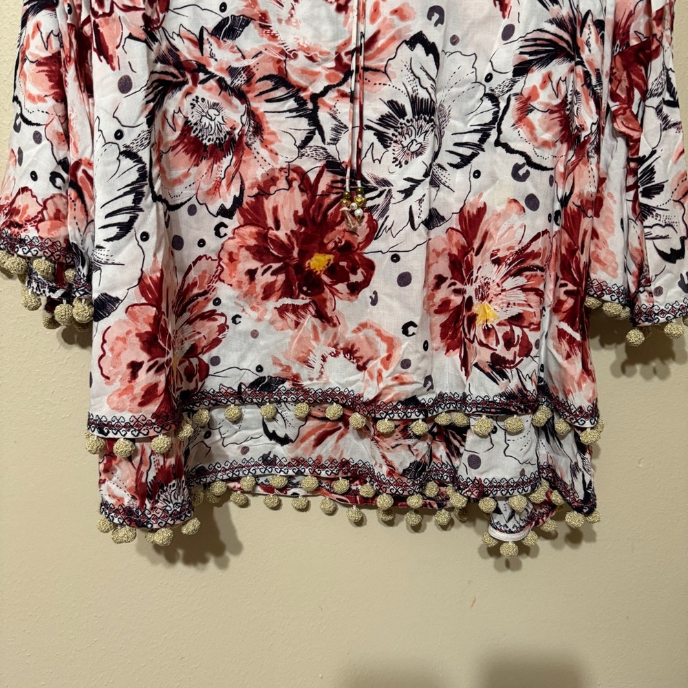- Soft Surroundings Red and Pink Embellished Bell Sleeve Blouse casual boho - Picture 2 of 15